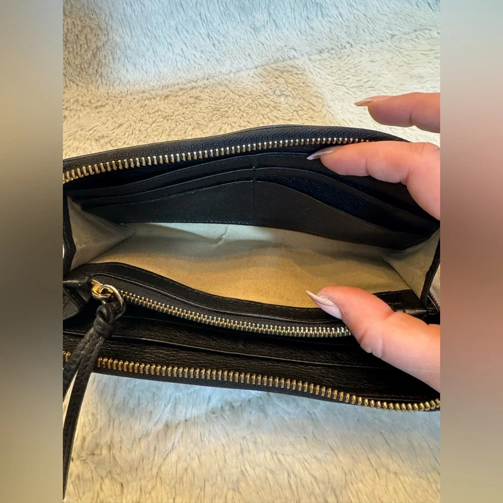 CHLOE Lily Continental Leather Bow Zip Wallet in Black - EUC